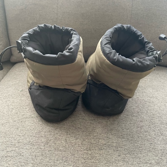 MEC Down Booties - Picture 5 of 6